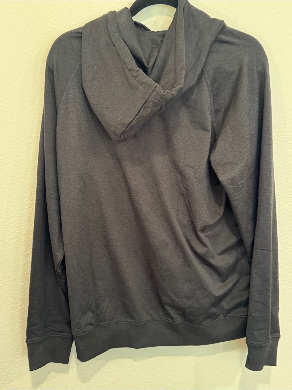 Kirkland Signature Black Men's Pullover Hoodie with Kangaroo Pocket - Picture 5 of 5